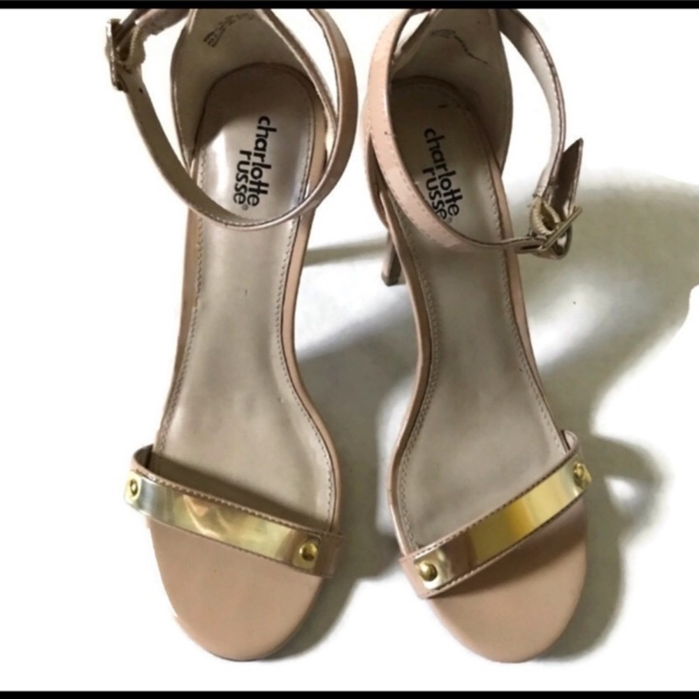 ✨✨CHARLOTTE RUSSE ✨✨ Cream Heels